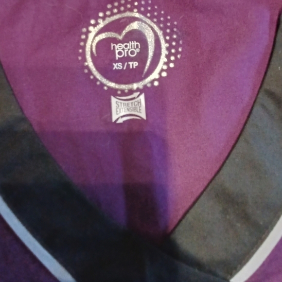 HEALTH Pro Scrub Top - Picture 5 of 12